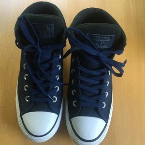 Converse All Star High Street, Men’s size 5, Women’s size 7